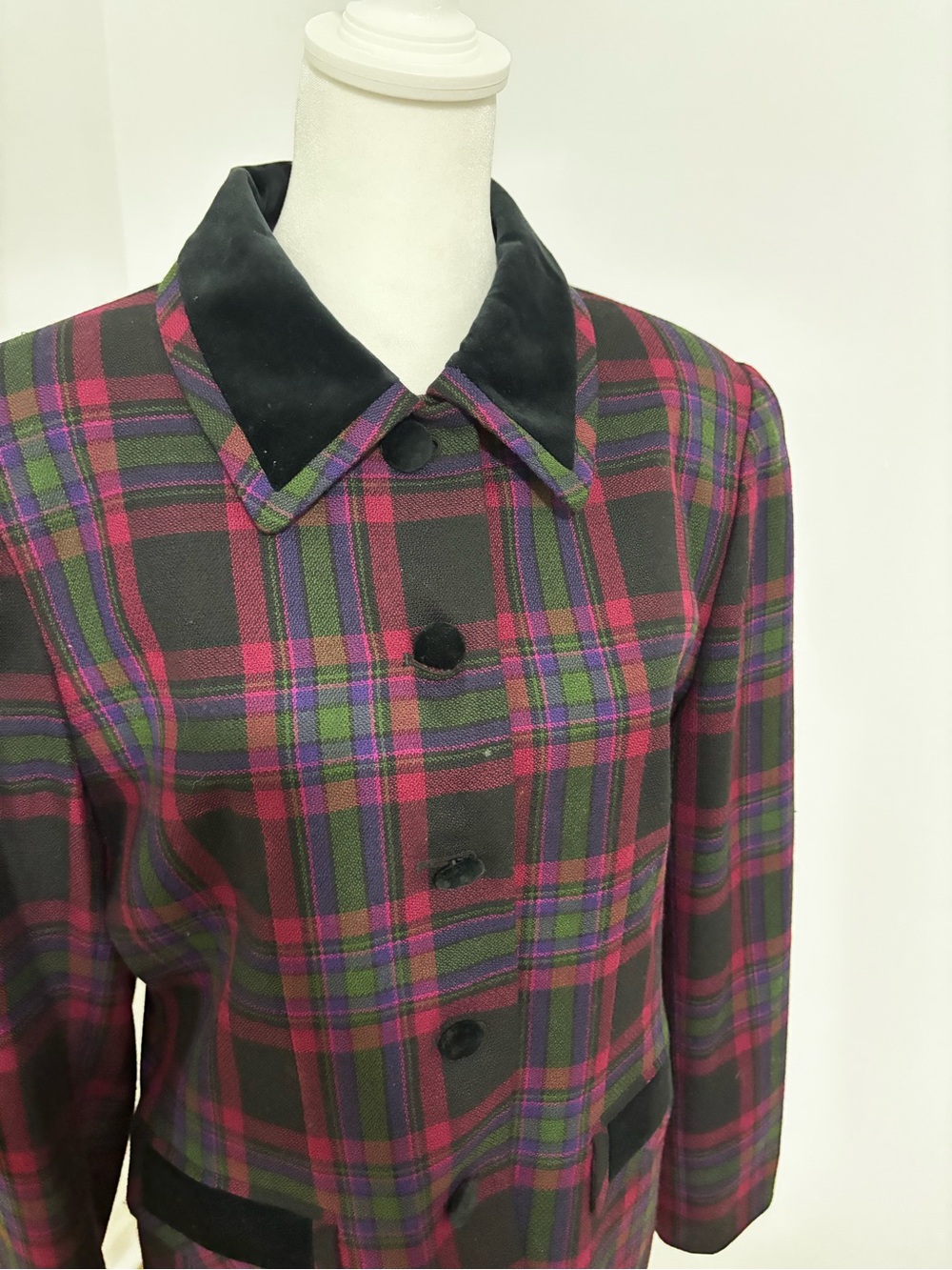Vintage Wool Petite Sophisticate 12P Blend Plaid Velvet Trim Blazer Jacket - Picture 3 of 12